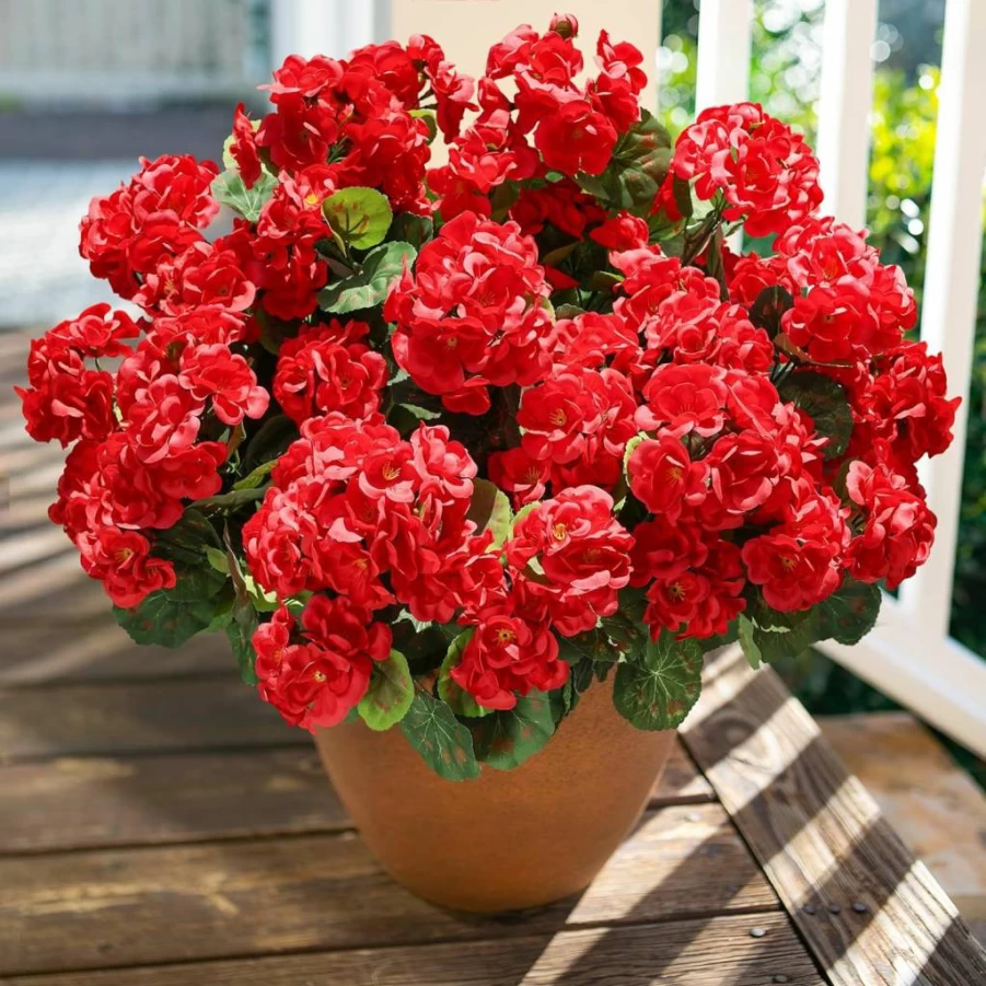 HyeFlora Artificial Geranium Flowers - 6 Bundles UV Resistant Faux Silk Plants for Outdoor Porch, Garden, Patio, Balcony Decor, Realistic Pink Fake Geraniums for Home and Indoor Use